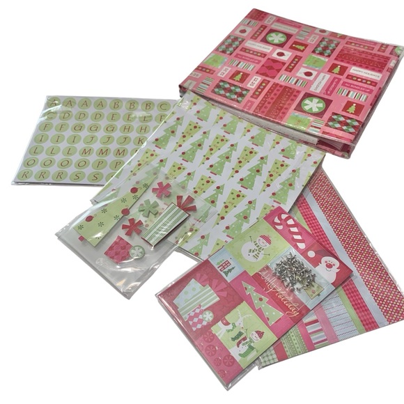 HOLIDAY THEME 8x8 Festive Christmas Scrapbook Kit - Red, Green, Pink - Picture 1 of 6